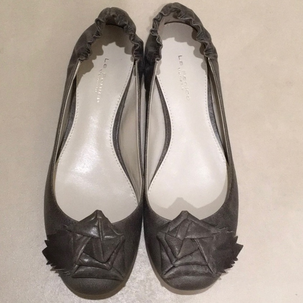 Gray Flats with Bow Detail